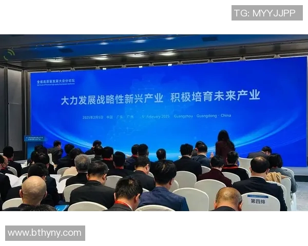 楚阿梅尼的崛起与挑战：探索他在足坛的影响力与未来发展潜力