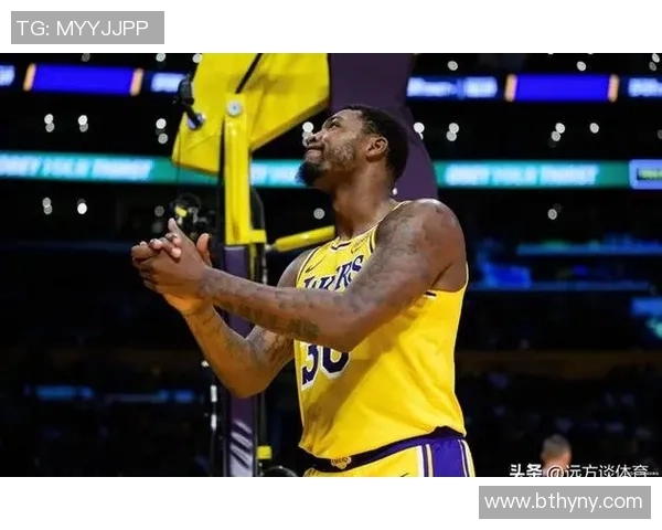 勇士队在对阵湖人的比赛中失利赛季前景堪忧球员状态需提升