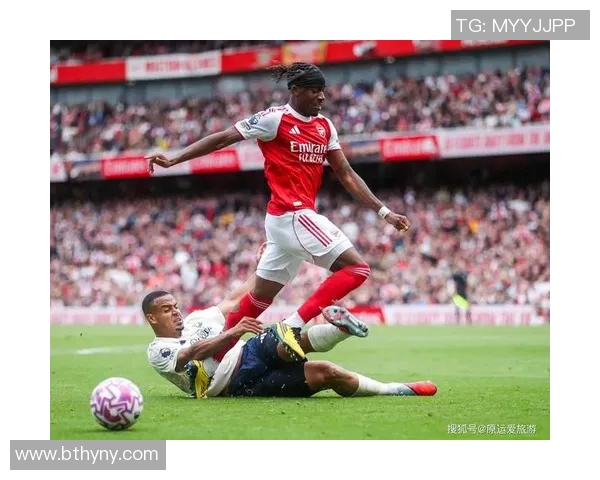 纽卡素与曼彻斯特联激战正酣谁能在英超赛场笑到最后